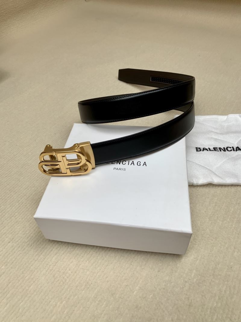 BALENCIAGA